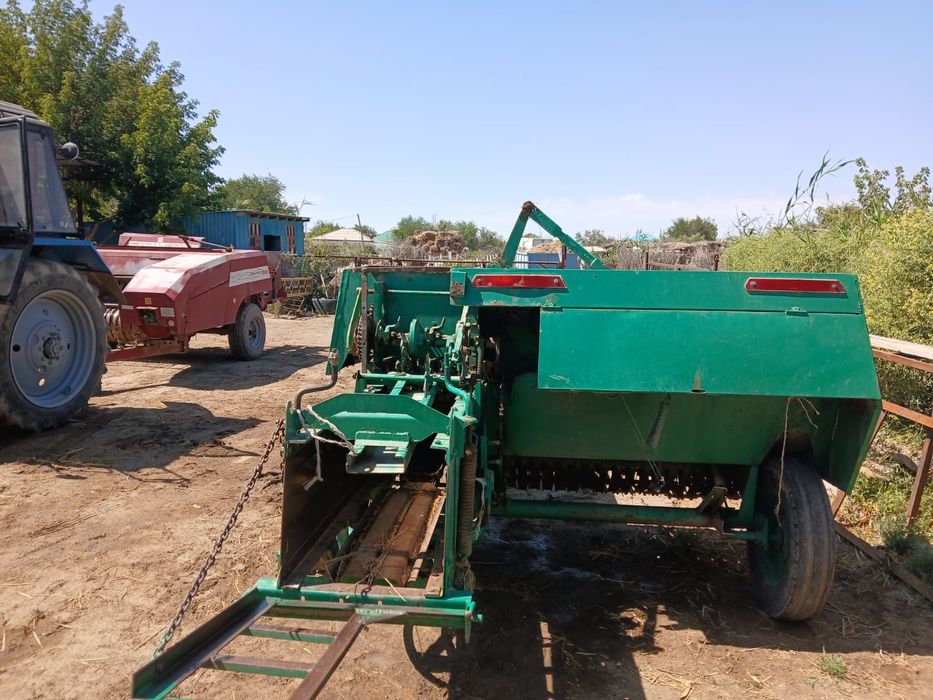 Пресс подборщик Дана пресс