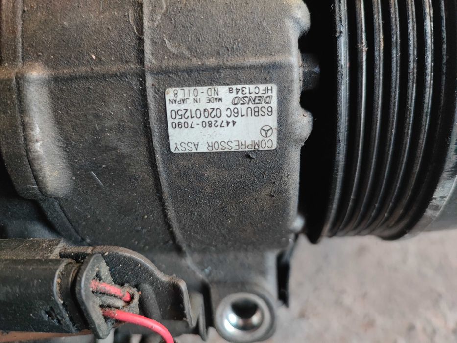 Климатичен компресор Mercedes W204 W212 W207 C204 C Class E климатик