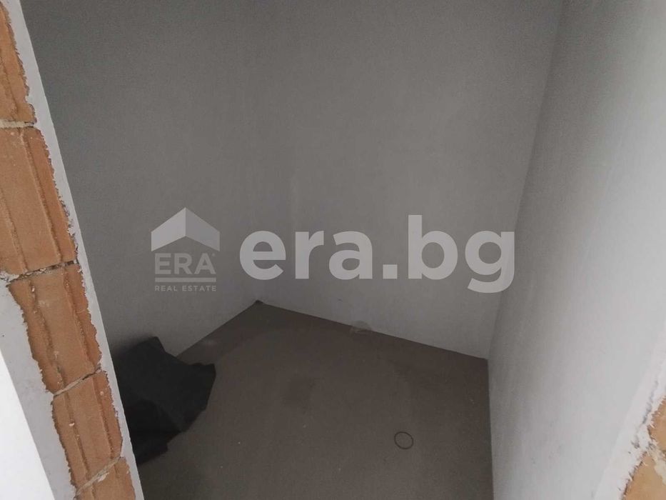 Продава се Двустаен апартамент в Варна, Възраждане 1 - 90 кв.м за 1283 €/кв.м - Снимка #4