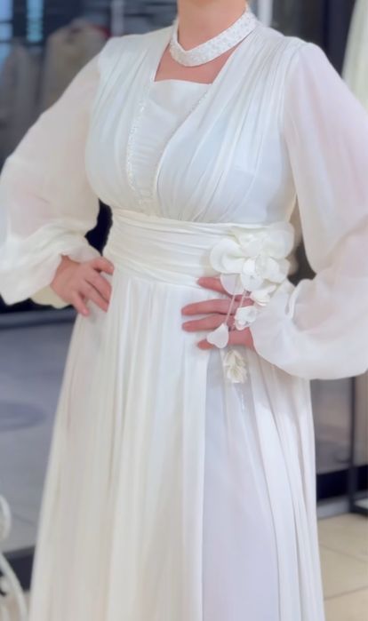 Нарядное праздничное платье