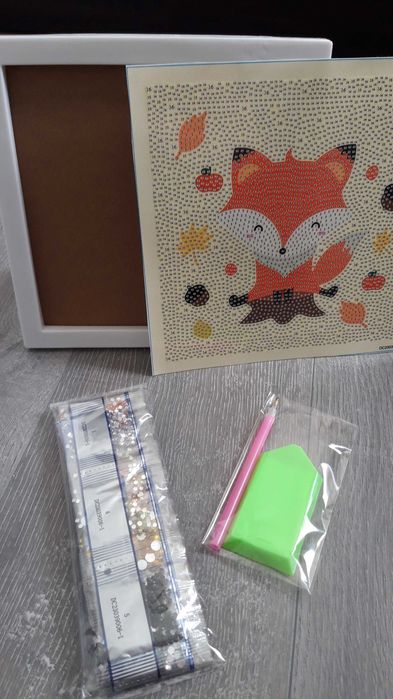 Set creativ cu diamante