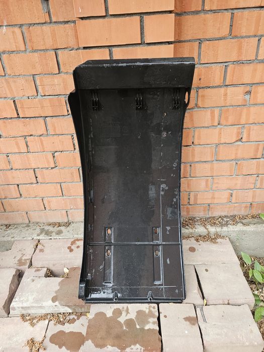 Крыло на шахман F 2000