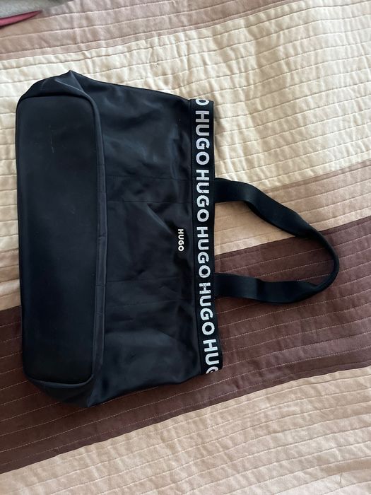 Чанта Hugo. Много запазена