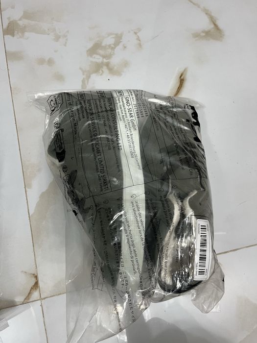 Продам мужские ботинки