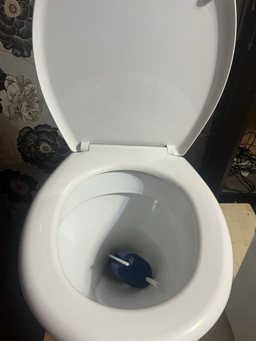 Унитаз комплект новый