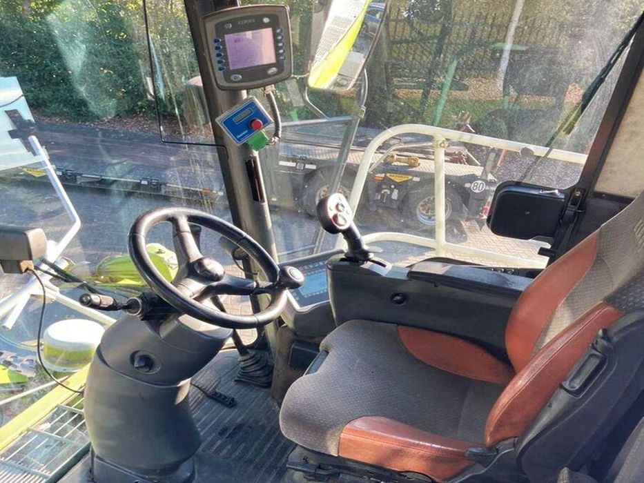 Кормоуборочный комбайн Claas Jaguar 900 Speedstar