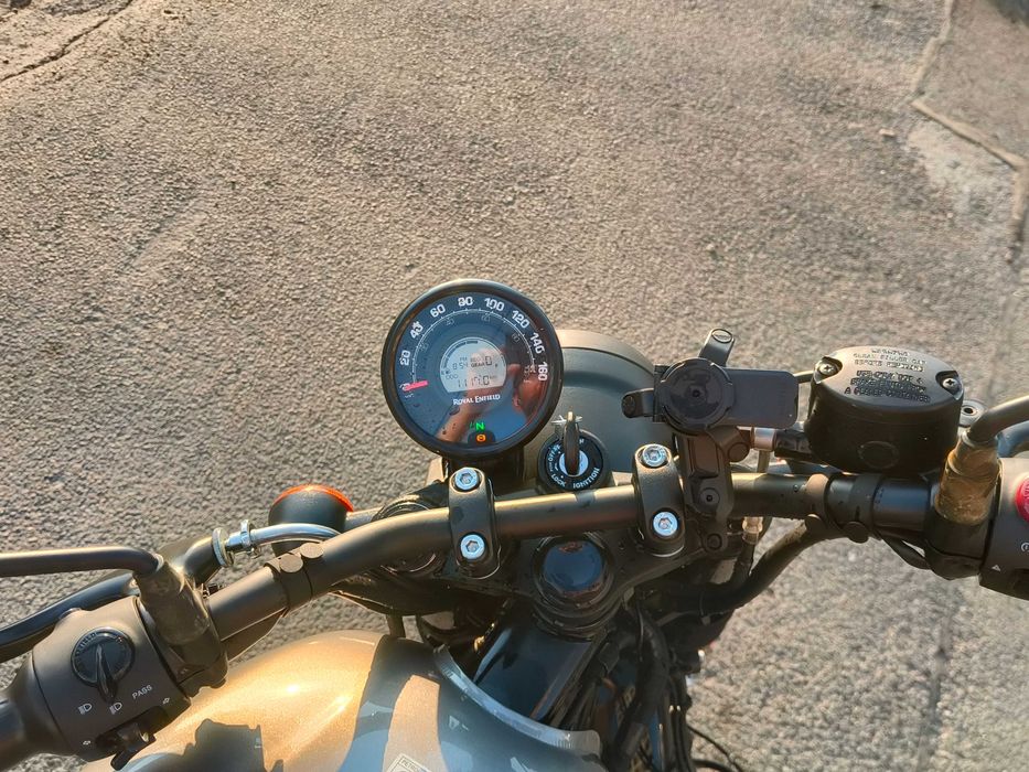Vând Royal Enfield Hunter 350 – 1117 km