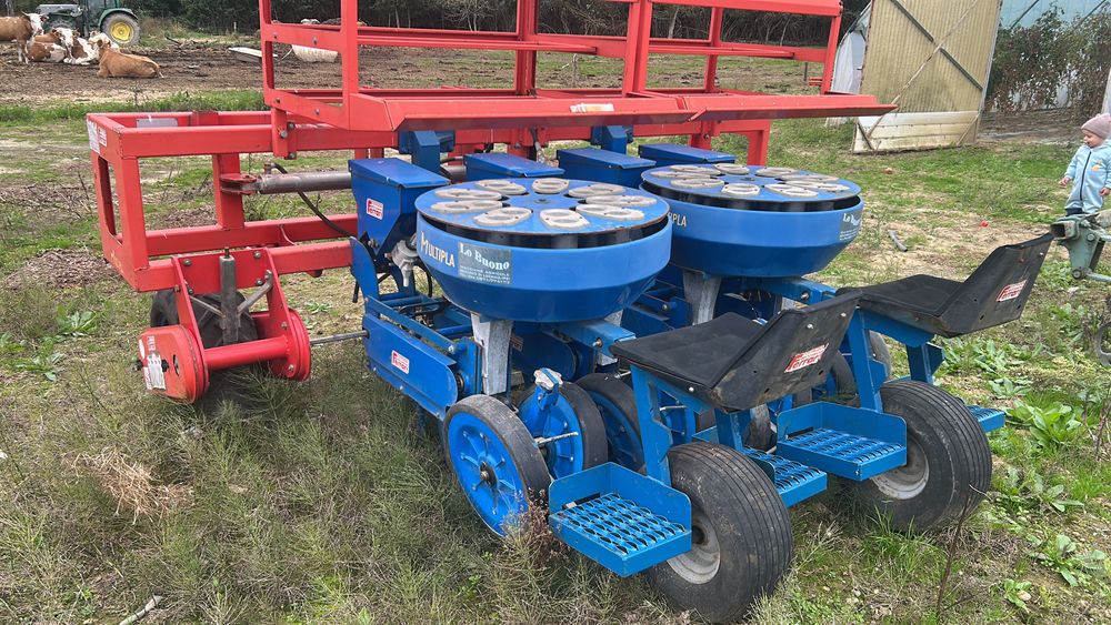 Plantatoare rasaduri