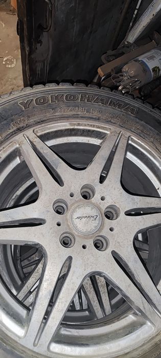 Зимняя резина с дисками 225/65 R17
