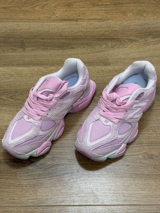 Чисто нови маратонки New Balance 9060