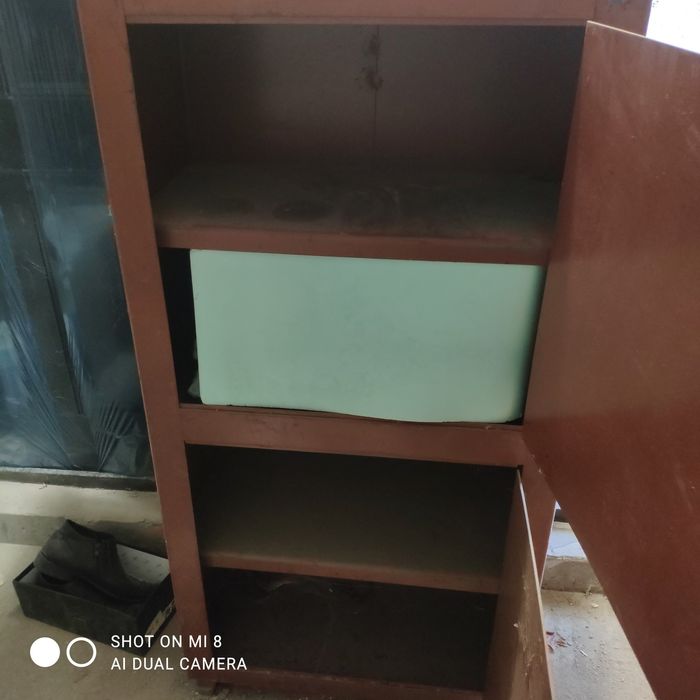 Продам металлический сейф