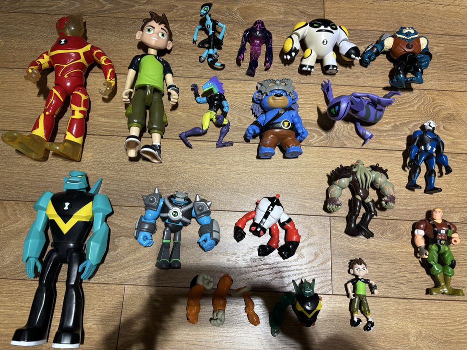 Бен Тен-различни герои,в отлично състояние