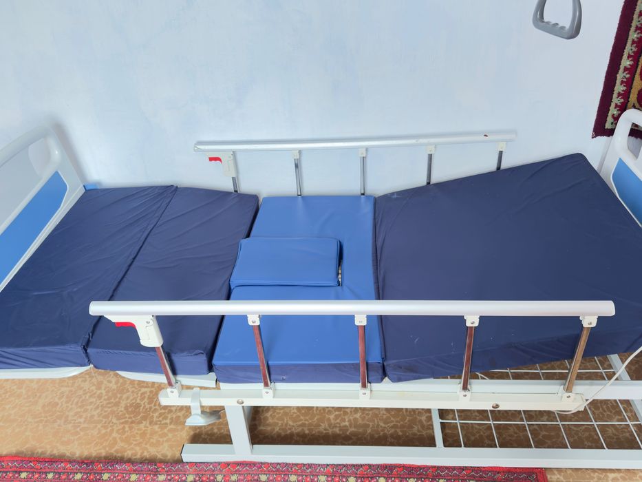 Медицинская кровать