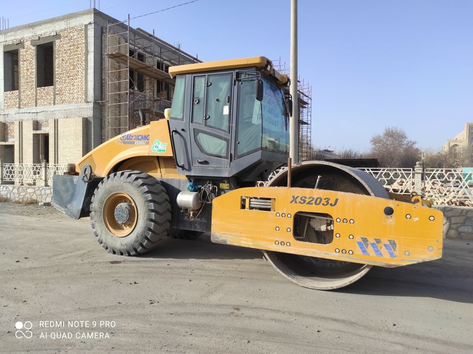 Виброкаток XCMG 20 тн