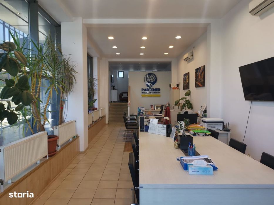 Spatiu comercial, 100 mp, Central, parter, finisaje moderne