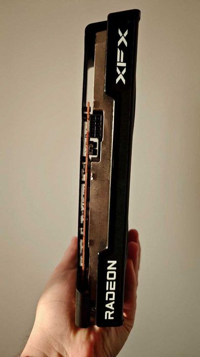 XFX Speedster SWFT 210 Radeon RX 6600 CORE Gaming