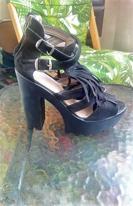 Sandale negre elegante