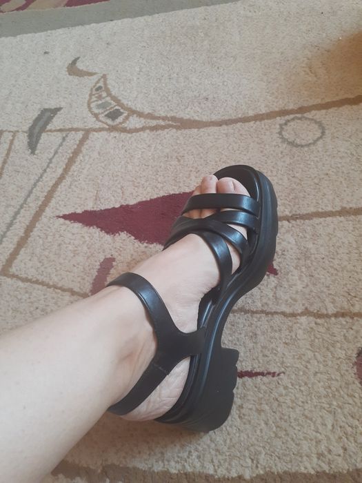 Продаю басаножки!