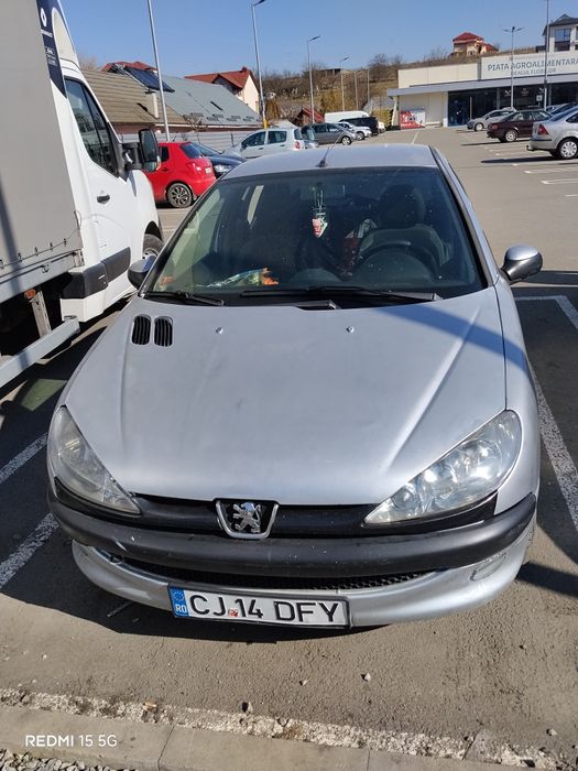 Vând Peugeot 206