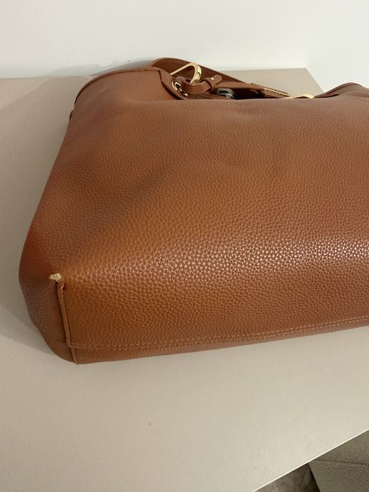 Продам сумку Emporio Armani