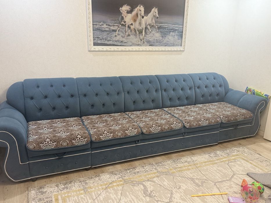 Продам диван 3 метра