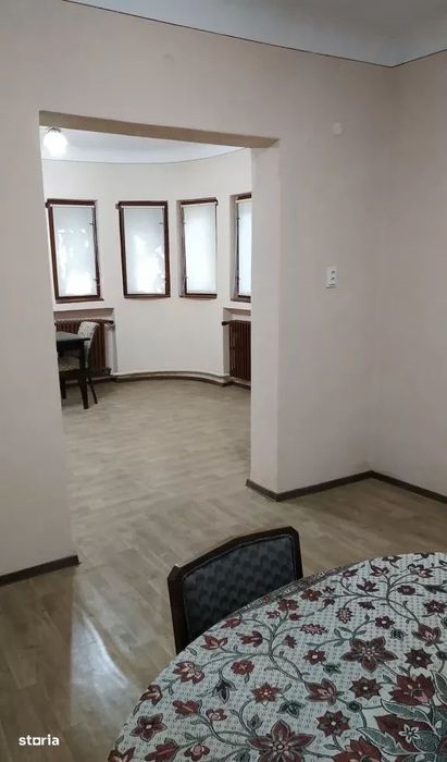 Apartament 3 camere/ 2' Metrou 1 Decembrie/ Nemobilat/ Birouri/ Pets — fotografia 1