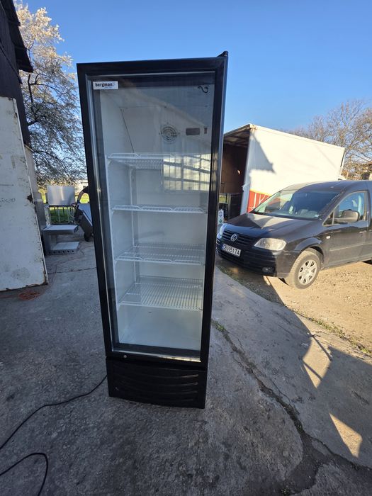 Немска хладилна витрина с лед осветление