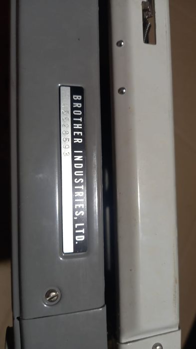 Mașină portabilă de scris