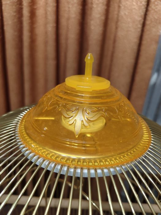 Клетка золотая для попугая