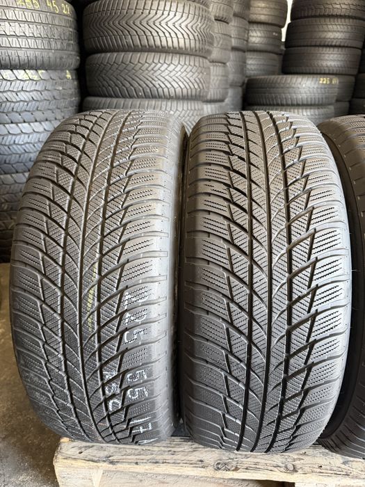 4 anvelope iarna 225/55/17 , Bridgestone , RunFlat , 6.5 mm