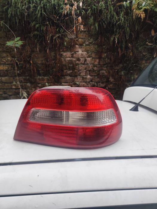 Заден десен стоп без за volvo s40