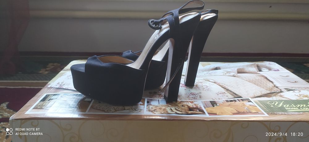 36 размер 3,4 марта кийилган