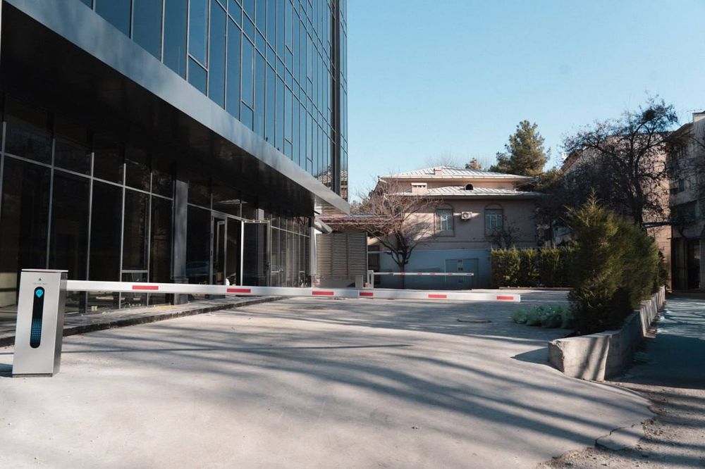 Коммерческое помещение Отдельно стоящее здание Аренда Продажа