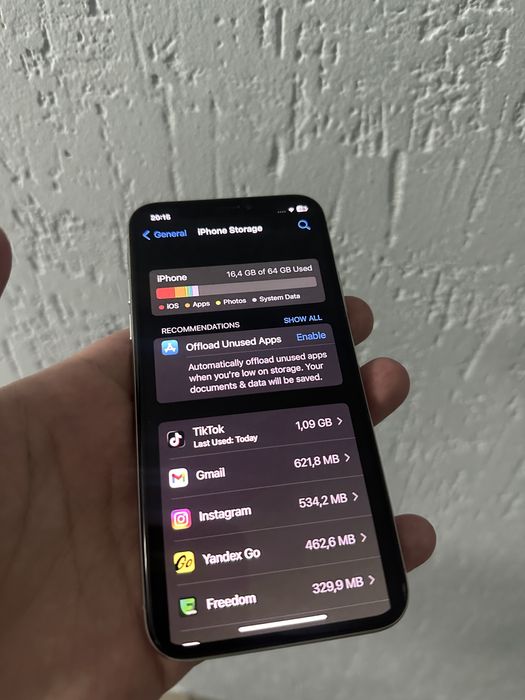 Продам Iphone X 10 64gb