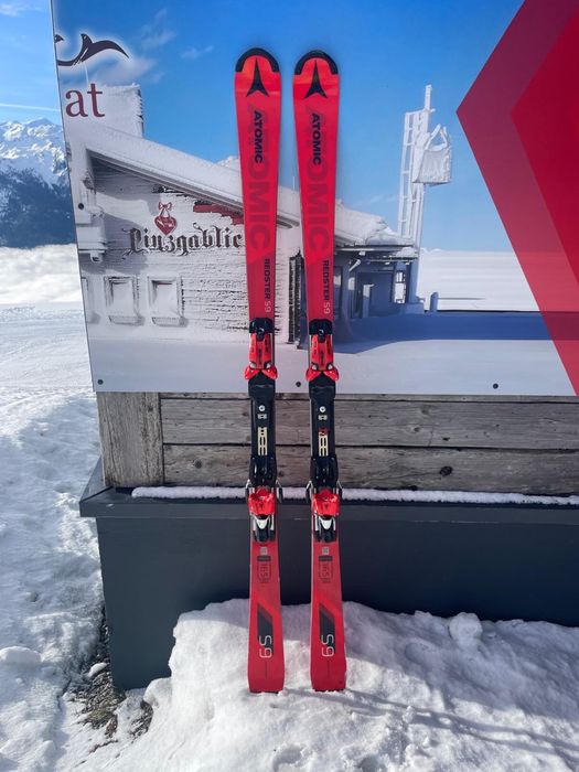 Schiuri Atomic Redster S 9 FIS 165 World Cup Voiniceni • OLX.ro