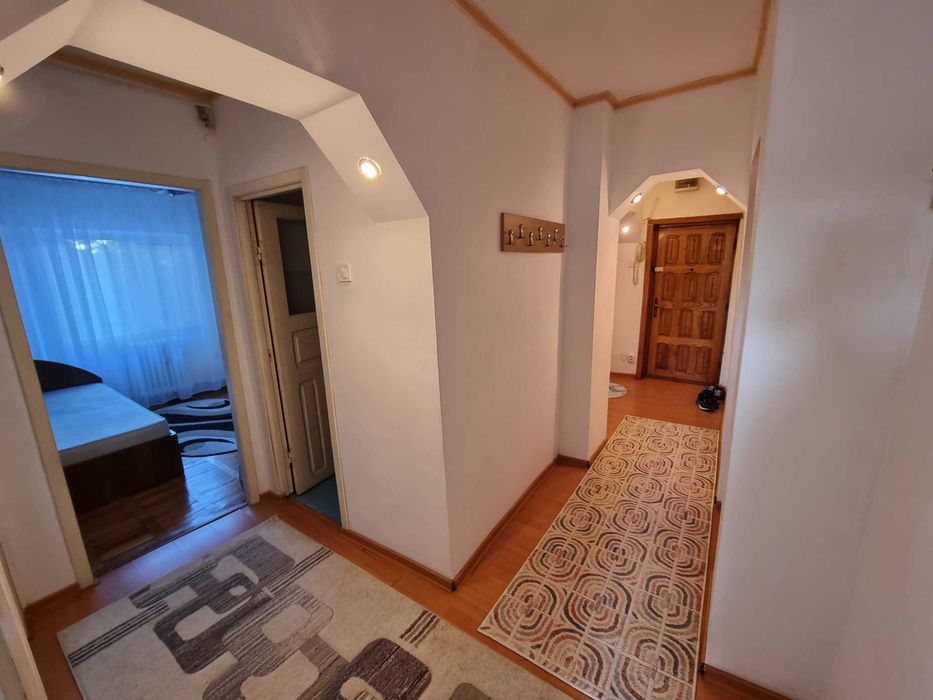 PROPRIETAR PF inchiriez ap 3 camere DECOMANDAT 74 m2 PODU ROS Granit