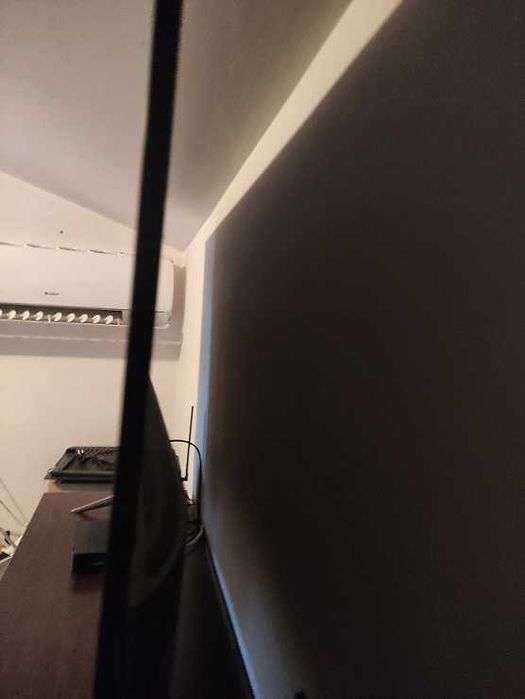 Униkален Smart 60" инчов 4К UHD телевизор Sharp