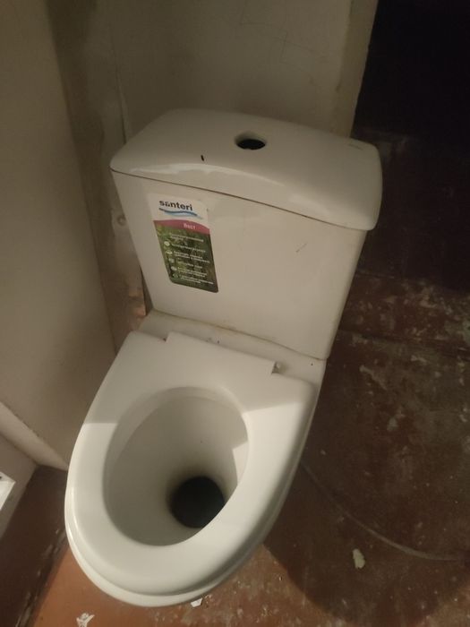 унитаз б/у 7мың теңге