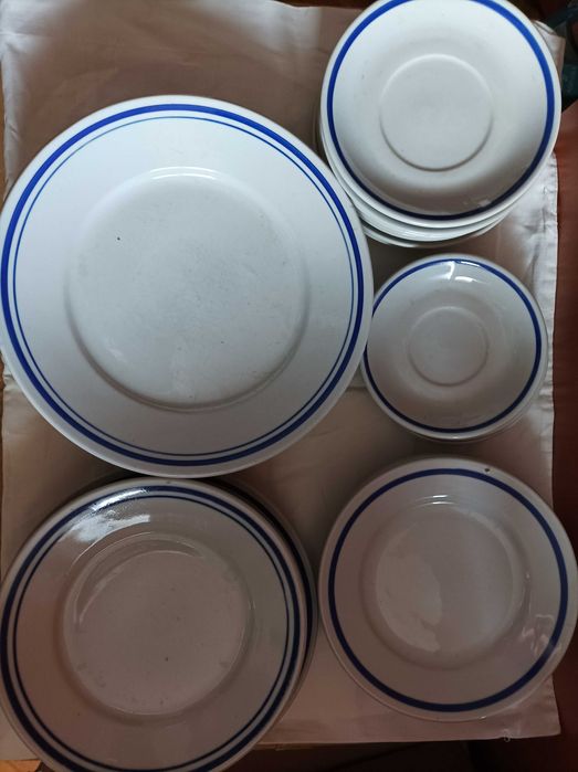 чинии и др.посуда