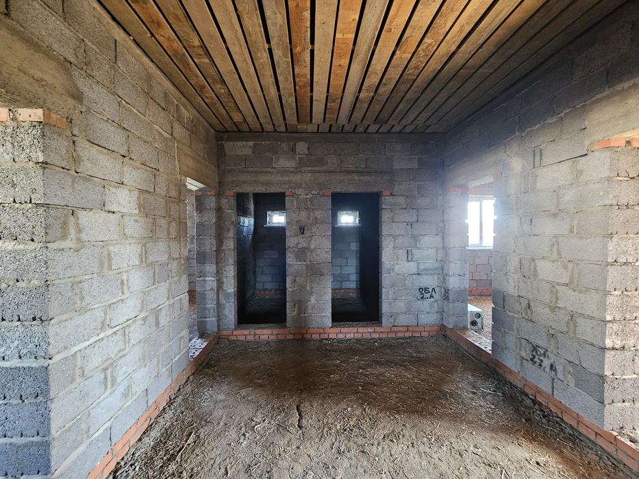 Продам большой дом