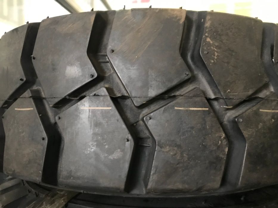 Шины на все виды спецтехники. Все размеры.