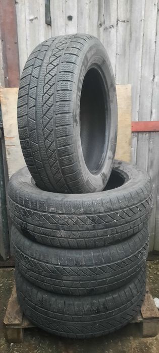 4 броя зимни гуми 235 60 18 дот22 7мм