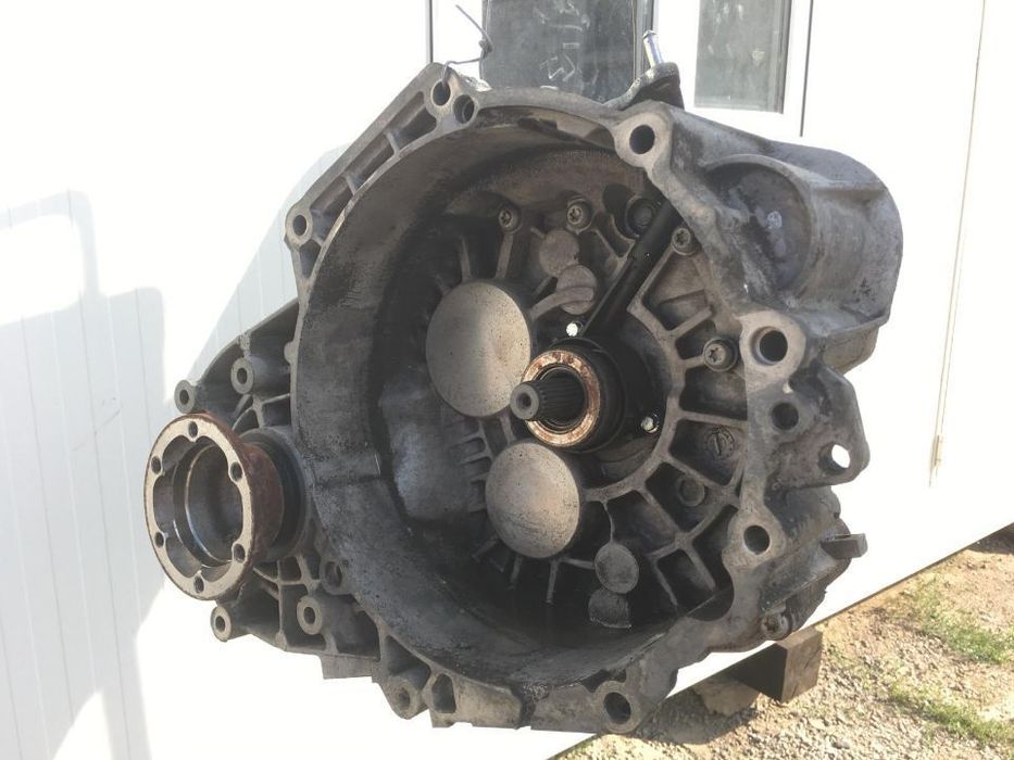 Cutie Viteze Manuala in 6 Trepte Seat Toledo 3 2.0TDI 2005 - 2011 Cod Piesa : JLT