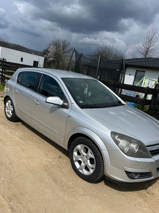 Opel Astra H 2005
