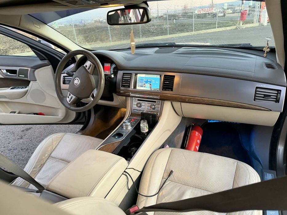 Jaguar Xf 2009 2,7 207 HP full