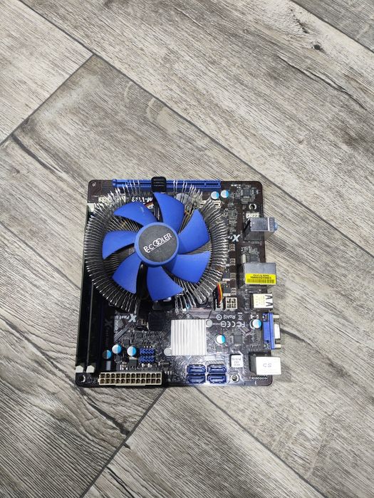 Бюджетный игровой комплект I5