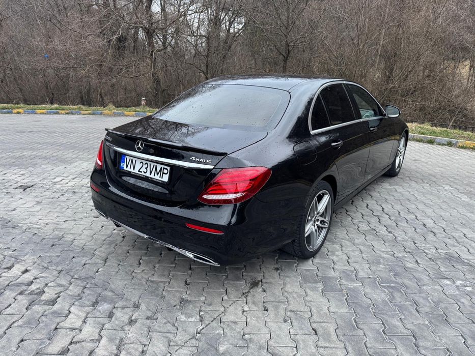 Mercedes-Benz E 220d 4MATIC