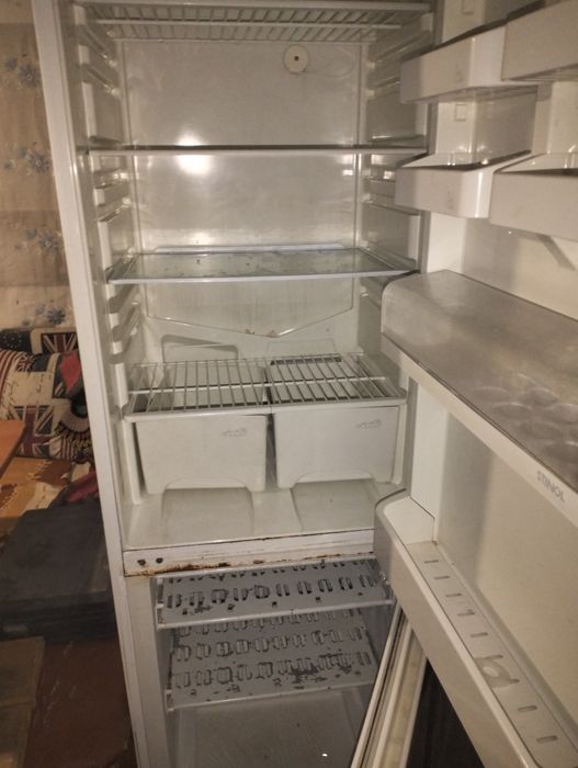Продам б/у холодильник