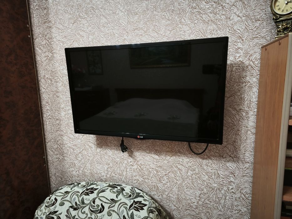 Продается телевизор LG 32