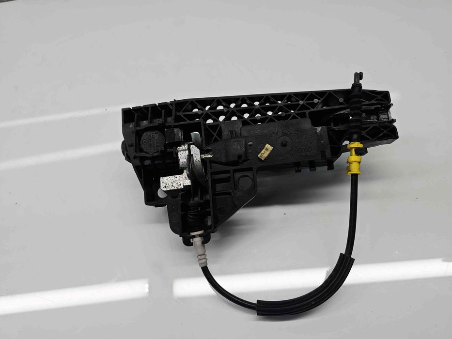 Maner usa stanga fata Audi A4 (8K5, B8) Avant [Fabr 2008-2015]